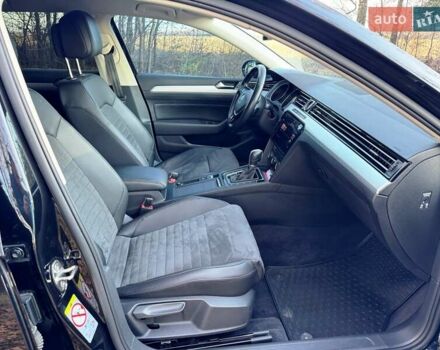 Черный Фольксваген Пассат, объемом двигателя 1.97 л и пробегом 204 тыс. км за 18000 $, фото 10 на Automoto.ua