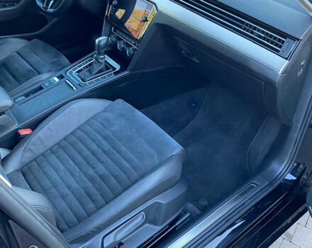 Черный Фольксваген Пассат, объемом двигателя 2 л и пробегом 235 тыс. км за 19771 $, фото 12 на Automoto.ua