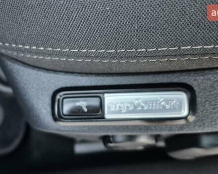 Черный Фольксваген Пассат, объемом двигателя 1.97 л и пробегом 256 тыс. км за 17777 $, фото 136 на Automoto.ua