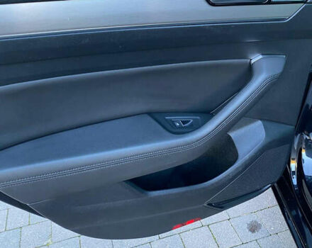 Черный Фольксваген Пассат, объемом двигателя 2 л и пробегом 235 тыс. км за 19771 $, фото 27 на Automoto.ua