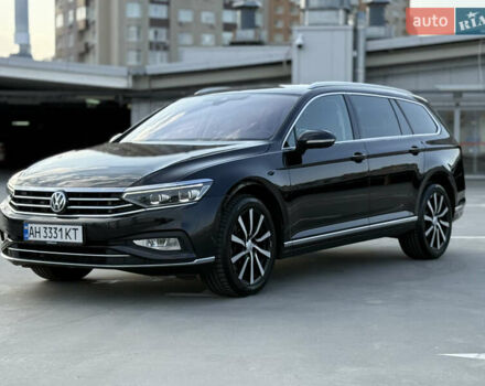 Черный Фольксваген Пассат, объемом двигателя 1.97 л и пробегом 129 тыс. км за 27000 $, фото 2 на Automoto.ua