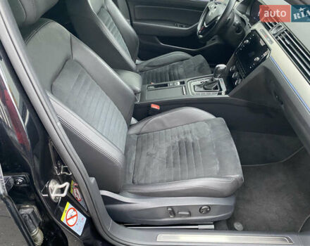 Черный Фольксваген Пассат, объемом двигателя 2 л и пробегом 253 тыс. км за 20888 $, фото 16 на Automoto.ua