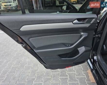 Черный Фольксваген Пассат, объемом двигателя 1.97 л и пробегом 256 тыс. км за 17777 $, фото 127 на Automoto.ua