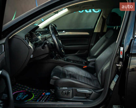 Черный Фольксваген Пассат, объемом двигателя 2 л и пробегом 215 тыс. км за 21700 $, фото 31 на Automoto.ua