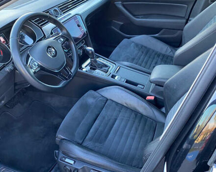 Черный Фольксваген Пассат, объемом двигателя 2 л и пробегом 235 тыс. км за 19771 $, фото 10 на Automoto.ua