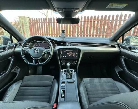 Черный Фольксваген Пассат, объемом двигателя 2 л и пробегом 186 тыс. км за 20499 $, фото 94 на Automoto.ua