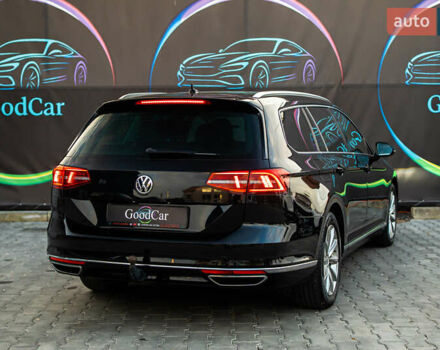 Черный Фольксваген Пассат, объемом двигателя 2 л и пробегом 215 тыс. км за 21700 $, фото 24 на Automoto.ua