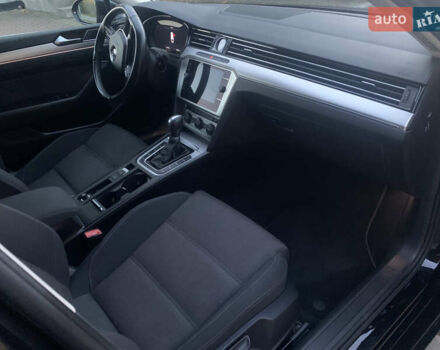 Чорний Фольксваген Пассат, об'ємом двигуна 2 л та пробігом 220 тис. км за 17700 $, фото 21 на Automoto.ua