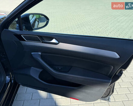 Чорний Фольксваген Пассат, об'ємом двигуна 2 л та пробігом 274 тис. км за 17650 $, фото 23 на Automoto.ua