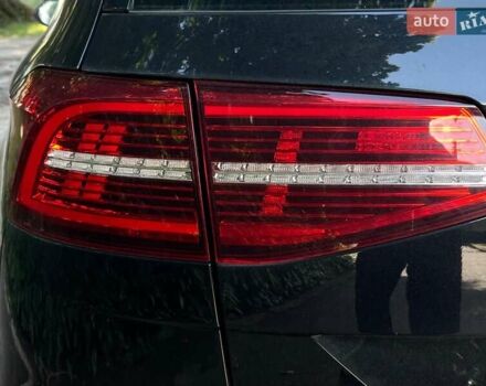 Чорний Фольксваген Пассат, об'ємом двигуна 2 л та пробігом 107 тис. км за 27440 $, фото 16 на Automoto.ua