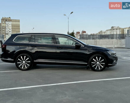 Черный Фольксваген Пассат, объемом двигателя 1.97 л и пробегом 129 тыс. км за 27000 $, фото 4 на Automoto.ua