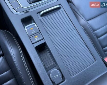 Черный Фольксваген Пассат, объемом двигателя 1.97 л и пробегом 200 тыс. км за 23300 $, фото 48 на Automoto.ua