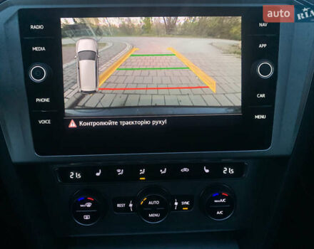 Чорний Фольксваген Пассат, об'ємом двигуна 2 л та пробігом 220 тис. км за 17700 $, фото 28 на Automoto.ua