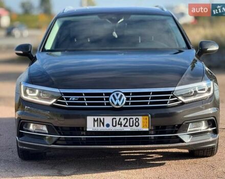 Чорний Фольксваген Пассат, об'ємом двигуна 1.97 л та пробігом 147 тис. км за 25999 $, фото 6 на Automoto.ua