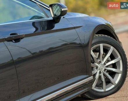 Чорний Фольксваген Пассат, об'ємом двигуна 1.97 л та пробігом 147 тис. км за 25999 $, фото 12 на Automoto.ua