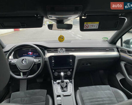 Черный Фольксваген Пассат, объемом двигателя 2 л и пробегом 253 тыс. км за 20888 $, фото 17 на Automoto.ua