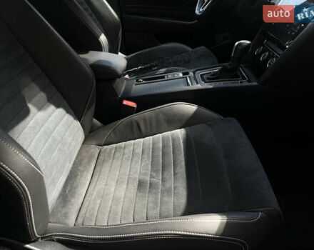 Черный Фольксваген Пассат, объемом двигателя 2 л и пробегом 188 тыс. км за 21998 $, фото 24 на Automoto.ua