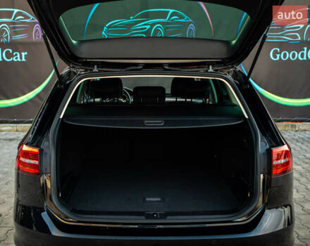 Черный Фольксваген Пассат, объемом двигателя 2 л и пробегом 215 тыс. км за 21700 $, фото 61 на Automoto.ua