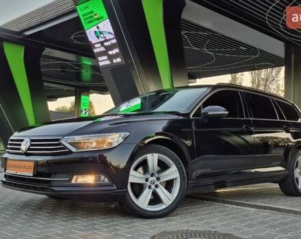 Черный Фольксваген Пассат, объемом двигателя 1.97 л и пробегом 256 тыс. км за 17777 $, фото 102 на Automoto.ua