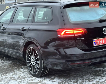 Чорний Фольксваген Пассат, об'ємом двигуна 1.97 л та пробігом 262 тис. км за 15700 $, фото 6 на Automoto.ua