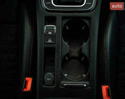 Черный Фольксваген Пассат, объемом двигателя 2 л и пробегом 215 тыс. км за 21700 $, фото 69 на Automoto.ua