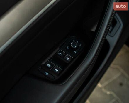 Черный Фольксваген Пассат, объемом двигателя 2 л и пробегом 215 тыс. км за 21700 $, фото 54 на Automoto.ua