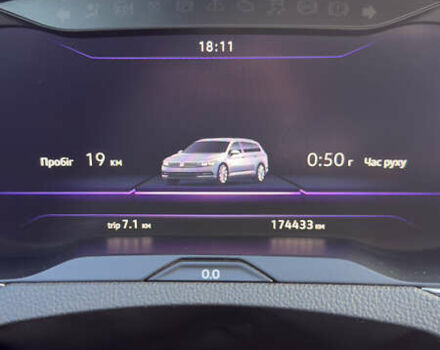 Чорний Фольксваген Пассат, об'ємом двигуна 1.97 л та пробігом 175 тис. км за 21900 $, фото 56 на Automoto.ua