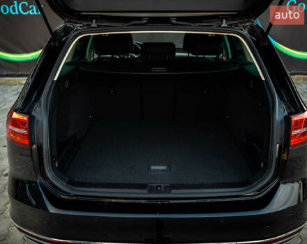 Черный Фольксваген Пассат, объемом двигателя 2 л и пробегом 215 тыс. км за 21700 $, фото 62 на Automoto.ua