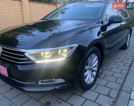 Чорний Фольксваген Пассат, об'ємом двигуна 2 л та пробігом 220 тис. км за 17700 $, фото 3 на Automoto.ua
