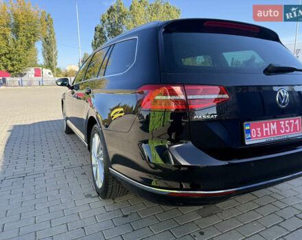Чорний Фольксваген Пассат, об'ємом двигуна 2 л та пробігом 274 тис. км за 17650 $, фото 5 на Automoto.ua