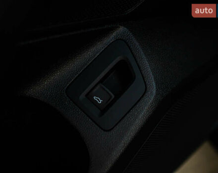 Черный Фольксваген Пассат, объемом двигателя 2 л и пробегом 215 тыс. км за 21700 $, фото 55 на Automoto.ua