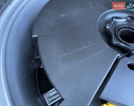 Черный Фольксваген Пассат, объемом двигателя 1.97 л и пробегом 200 тыс. км за 23300 $, фото 80 на Automoto.ua