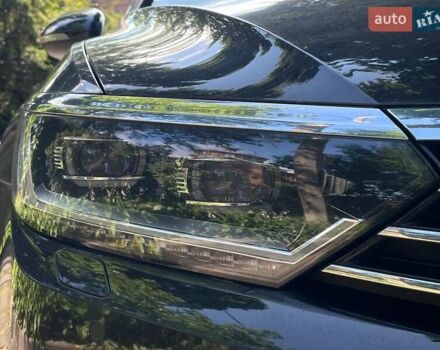 Чорний Фольксваген Пассат, об'ємом двигуна 2 л та пробігом 107 тис. км за 27440 $, фото 15 на Automoto.ua