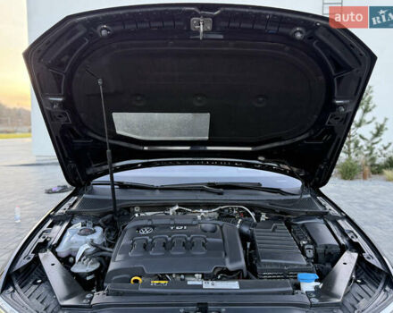 Черный Фольксваген Пассат, объемом двигателя 2 л и пробегом 202 тыс. км за 22500 $, фото 72 на Automoto.ua