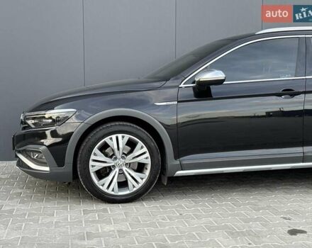 Черный Фольксваген Пассат, объемом двигателя 1.97 л и пробегом 186 тыс. км за 27400 $, фото 10 на Automoto.ua