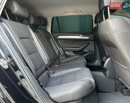 Черный Фольксваген Пассат, объемом двигателя 1.97 л и пробегом 186 тыс. км за 27400 $, фото 20 на Automoto.ua