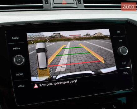 Черный Фольксваген Пассат, объемом двигателя 1.4 л и пробегом 170 тыс. км за 22502 $, фото 24 на Automoto.ua