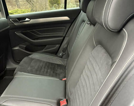 Черный Фольксваген Пассат, объемом двигателя 1.97 л и пробегом 207 тыс. км за 22700 $, фото 6 на Automoto.ua