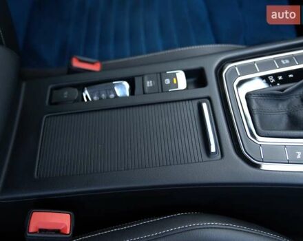 Черный Фольксваген Пассат, объемом двигателя 1.97 л и пробегом 183 тыс. км за 24800 $, фото 55 на Automoto.ua