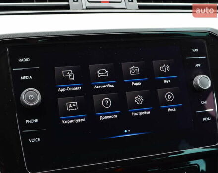 Черный Фольксваген Пассат, объемом двигателя 1.4 л и пробегом 170 тыс. км за 22502 $, фото 19 на Automoto.ua