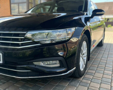 Черный Фольксваген Пассат, объемом двигателя 1.97 л и пробегом 201 тыс. км за 21500 $, фото 4 на Automoto.ua