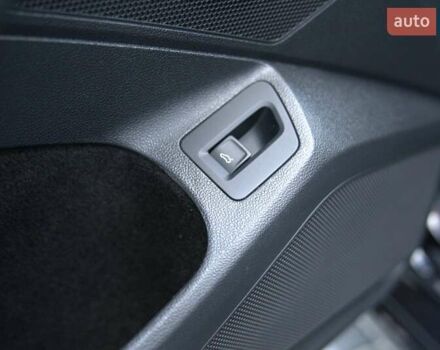 Черный Фольксваген Пассат, объемом двигателя 1.97 л и пробегом 183 тыс. км за 24800 $, фото 28 на Automoto.ua