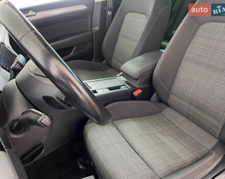 Черный Фольксваген Пассат, объемом двигателя 1.97 л и пробегом 184 тыс. км за 22950 $, фото 7 на Automoto.ua