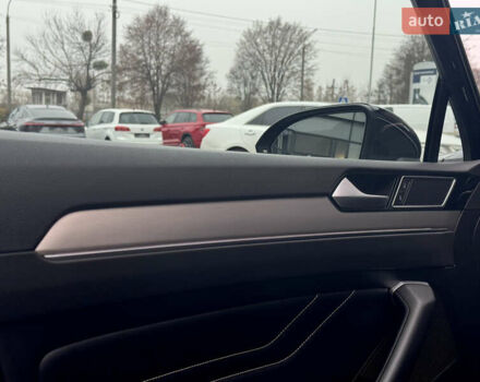 Чорний Фольксваген Пассат, об'ємом двигуна 1.97 л та пробігом 221 тис. км за 22899 $, фото 18 на Automoto.ua