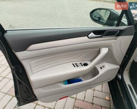 Чорний Фольксваген Пассат, об'ємом двигуна 1.97 л та пробігом 223 тис. км за 21700 $, фото 35 на Automoto.ua