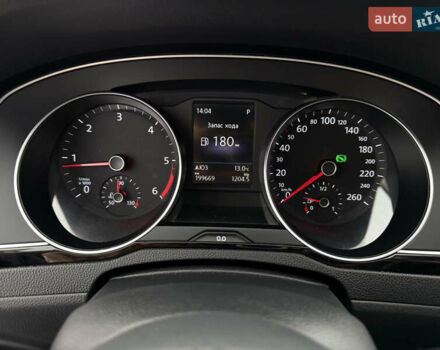 Чорний Фольксваген Пассат, об'ємом двигуна 2 л та пробігом 200 тис. км за 18999 $, фото 31 на Automoto.ua