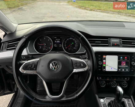 Чорний Фольксваген Пассат, об'ємом двигуна 2 л та пробігом 200 тис. км за 18999 $, фото 30 на Automoto.ua