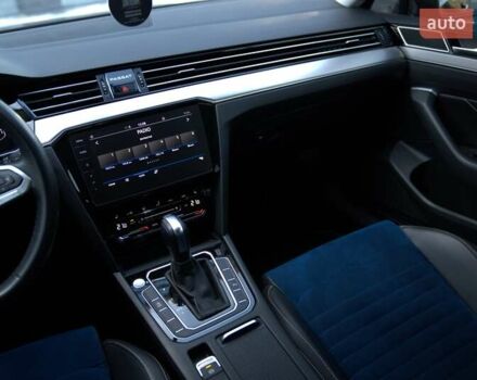 Черный Фольксваген Пассат, объемом двигателя 1.97 л и пробегом 183 тыс. км за 24800 $, фото 37 на Automoto.ua