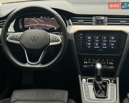 Чорний Фольксваген Пассат, об'ємом двигуна 1.97 л та пробігом 221 тис. км за 22899 $, фото 37 на Automoto.ua