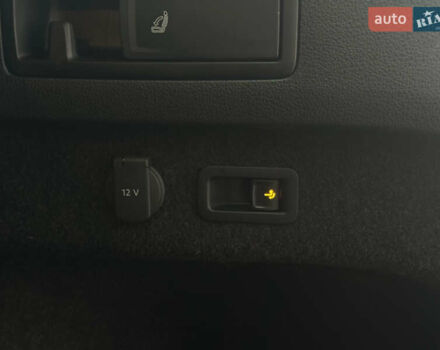 Чорний Фольксваген Пассат, об'ємом двигуна 1.97 л та пробігом 221 тис. км за 22899 $, фото 29 на Automoto.ua